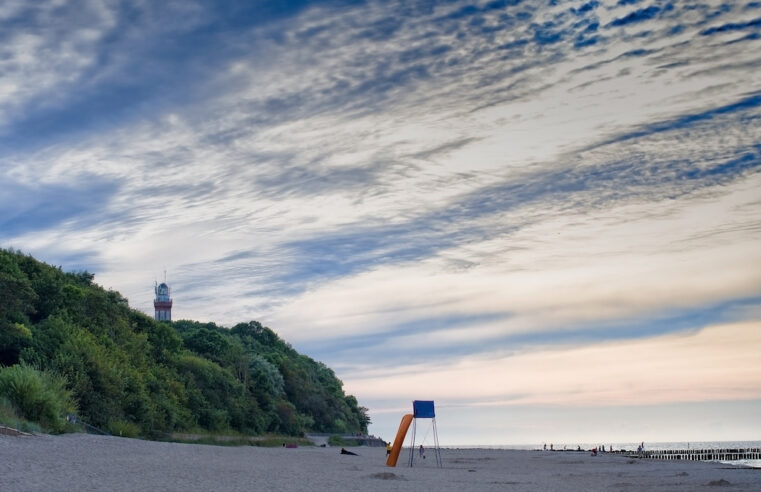 Wakacje na polskim wybrzeżu — dlaczego warto?